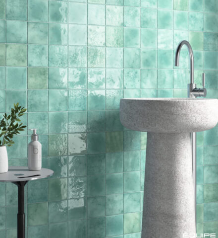 Ceramic EC Menorca 4×4 Aqua Glossy (Crackled)